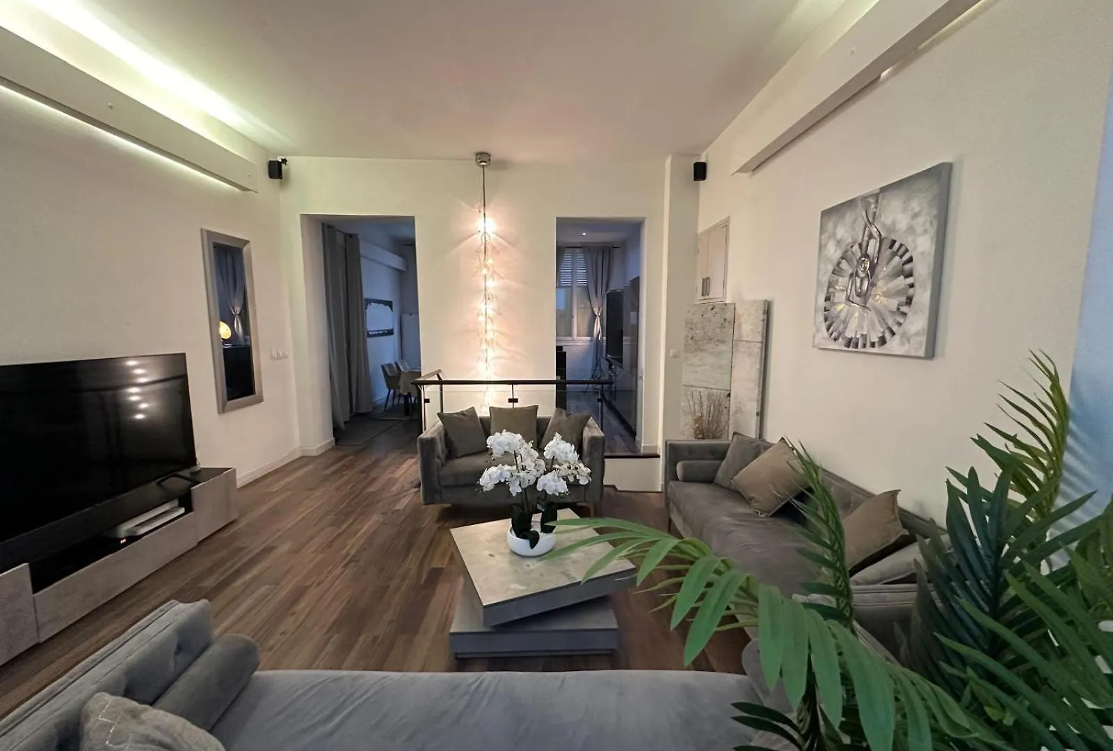 Les Champs Elysees-125M2 Modern And Spacious Paris 0*,