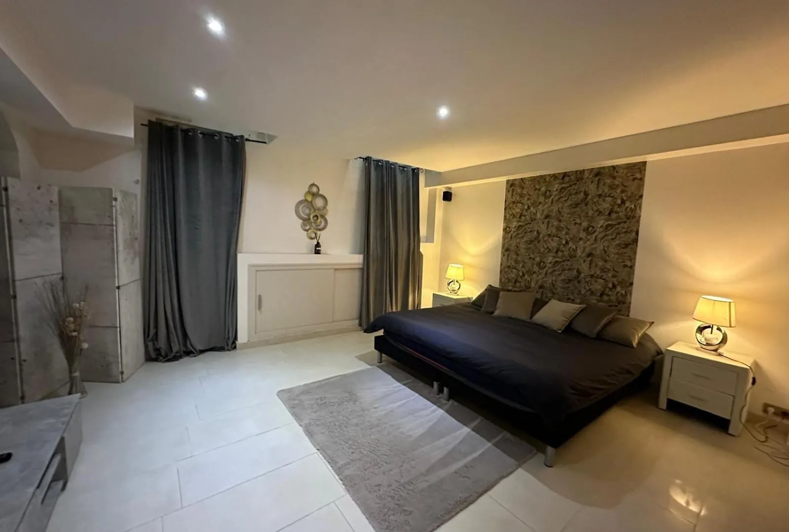 Les Champs Elysees-125M2 Modern And Spacious Paris