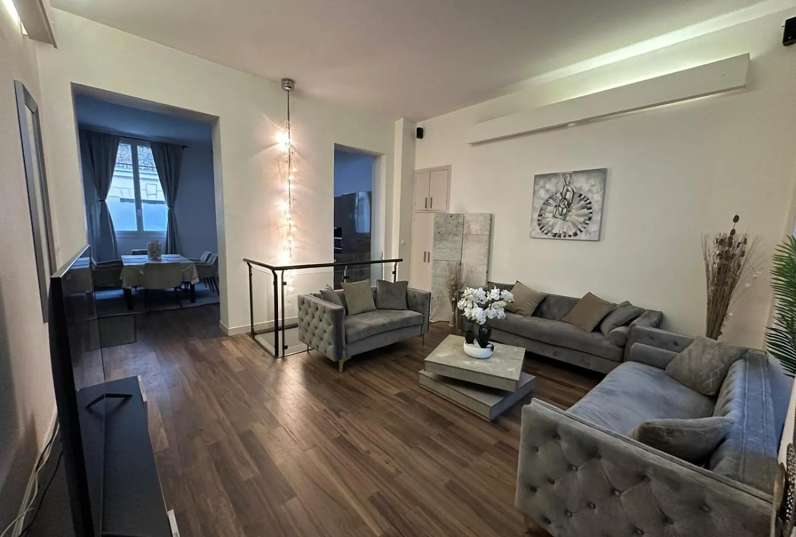 Les Champs Elysees-125M2 Modern And Spacious Paris 0*,  France